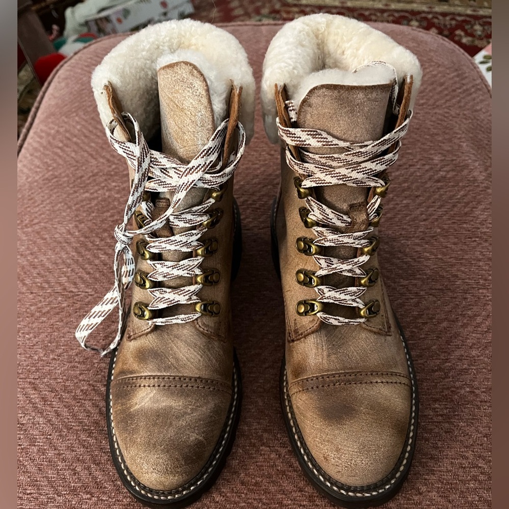 FRYE Samantha Hiker - NEW no tags Never worn Women's Brown Lace-Up Boots